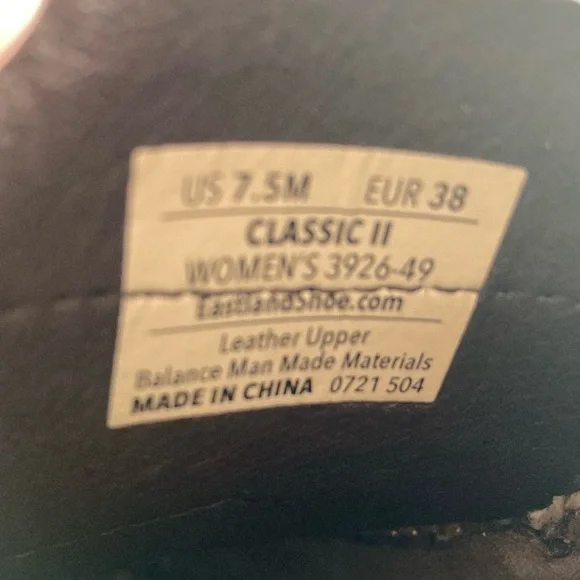 Eastland Womens Size 7.5 Memory Foam Suede Loafers Taupe Brown Classic II Shoes - Picture 6 of 7